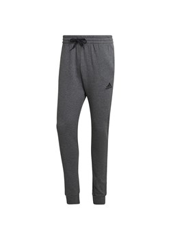 Spodnie męskie adidas Essentials Fleece Regular Tapered ze sklepu Decathlon w kategorii Spodnie męskie - zdjęcie 176150410