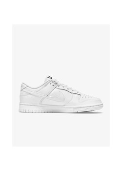 Buty sportowe Nike Dunk Low Triple White ze sklepu Decathlon w kategorii Buty damskie - zdjęcie 176159873