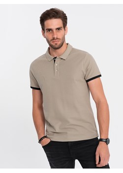 Bawełniana koszulka męska polo z kontrastowymi wykończeniami – ciemnobeżowa V5 OM-POSS-0113 ze sklepu ombre w kategorii T-shirty męskie - zdjęcie 176228432