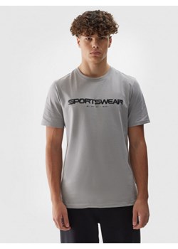 Męski t-shirt z nadrukiem 4F 4FWAW24TTSHM1586 - szary ze sklepu Sportstylestory.com w kategorii T-shirty męskie - zdjęcie 176252930