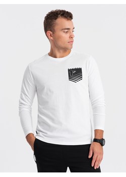 Longsleeve męski z printem w kształcie kieszonki - biały V1 OM-LSPT-0118 ze sklepu ombre w kategorii T-shirty męskie - zdjęcie 176304483