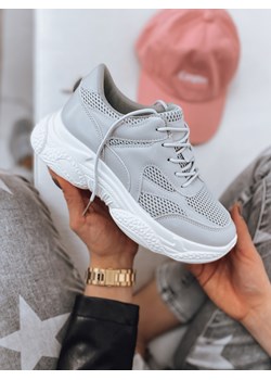 Sneakersy damskie RISNA szare Dstreet ZY0109 ze sklepu DSTREET.PL w kategorii Buty sportowe damskie - zdjęcie 176363774