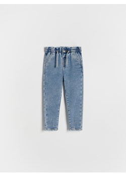 Reserved - Ocieplane jeansy paperbag - niebieski ze sklepu Reserved w kategorii Spodnie dziewczęce - zdjęcie 176366620