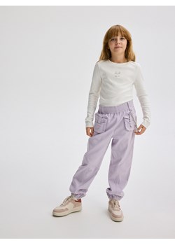 Reserved - Spodnie z łańcuszkiem - lawendowy ze sklepu Reserved w kategorii Spodnie dziewczęce - zdjęcie 176368654