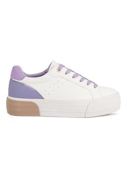 Sneakers Jenny Fairy WFA3025-1 ze sklepu ccc.eu w kategorii Buty sportowe damskie - zdjęcie 176382713