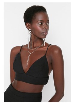 trendyol Top w kolorze czarnym ze sklepu Limango Polska w kategorii Bluzki damskie - zdjęcie 176400143