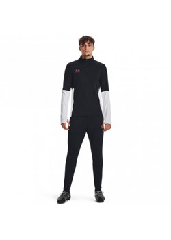 Męskie spodnie do piłki nożnej Under Armour Men's UA Challenger Training Pants - czarne ze sklepu Sportstylestory.com w kategorii Dresy męskie - zdjęcie 176417573