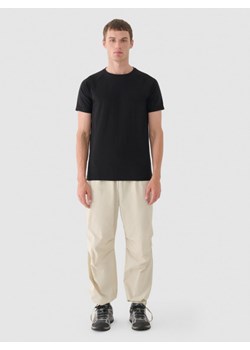 Męski t-shirt basic Outhorn OTHWAW24TTSHM2386 - czarny ze sklepu Sportstylestory.com w kategorii T-shirty męskie - zdjęcie 176421413