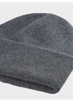 Męska czapka zimowa Outhorn OTHWAW24ACAPM585 - szara ze sklepu Sportstylestory.com w kategorii Czapki zimowe męskie - zdjęcie 176421622