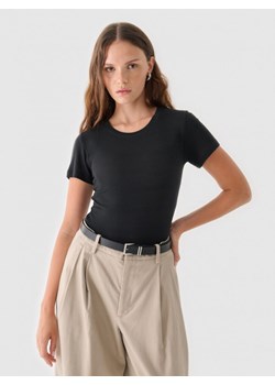 Damski t-shirt basic Outhorn OTHWAW24TTSHF2342 - czarny ze sklepu Sportstylestory.com w kategorii Bluzki damskie - zdjęcie 176422251