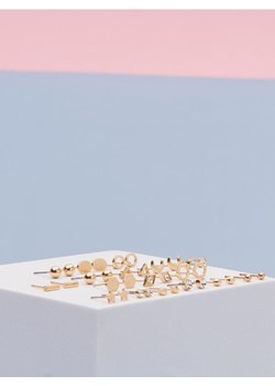 Sinsay - Kolczyki 17 pack - złoty ze sklepu Sinsay w kategorii Kolczyki - zdjęcie 176463482