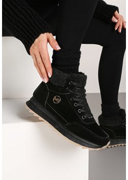 Czarne Sneakersy Mocno Ocieplone Sztucznym Futerkiem Rosanas ze sklepu born2be.pl w kategorii Buty sportowe damskie - zdjęcie 176471562