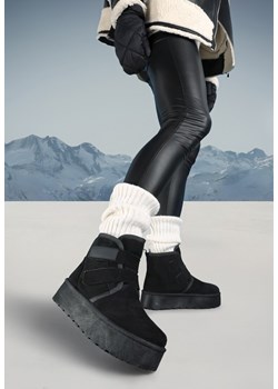 Czarne Śniegowce na Grubej Podeszwie Zapinane na Rzepy Tarorelle - id: 344795 - marki born2be - 176471633 Czarne Śniegowce na Grubej Podeszwie Zapinane na Rzepy Tarorelle ze sklepu born2be.pl w kategorii Śniegowce damskie - zdjęcie 176471633