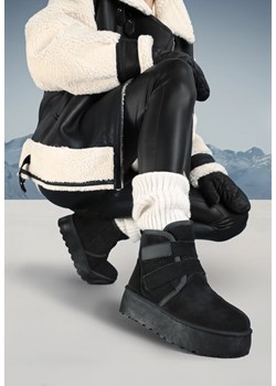 Czarne Śniegowce na Grubej Podeszwie Zapinane na Rzepy Tarorelle ze sklepu born2be.pl w kategorii Śniegowce damskie - zdjęcie 176471634
