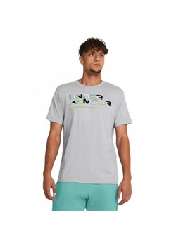 Męski t-shirt z nadrukiem Under Armour UA Colorblock Wordmark SS - szary ze sklepu Sportstylestory.com w kategorii T-shirty męskie - zdjęcie 176552044