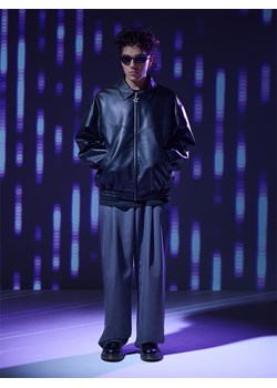 Cropp - Szare spodnie tailoring - szary ze sklepu Cropp w kategorii Spodnie męskie - zdjęcie 176577033