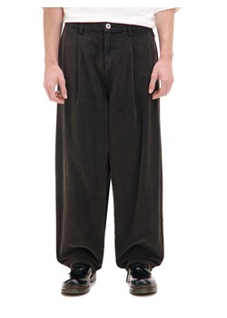 Cropp - Sztruksowe spodnie baggy - brązowy ze sklepu Cropp w kategorii Spodnie męskie - zdjęcie 176577092