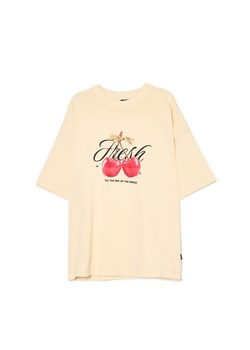 Cropp - Koszulka comfort z nadrukiem - beżowy ze sklepu Cropp w kategorii T-shirty męskie - zdjęcie 176577463