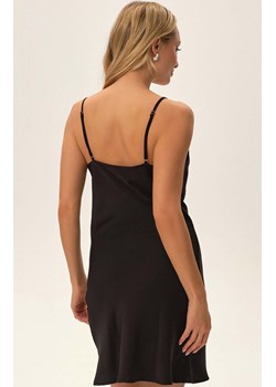 Esotiq satynowa koszulka nocna Jarila 42197-99X, Kolor czarny, Rozmiar XL, Esotiq ze sklepu Primodo w kategorii Sukienki - zdjęcie 176582523