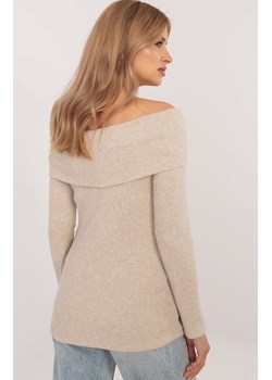 Sweter z odkrytymi ramionami beżowy DHJ-SW-A2449.33, Kolor beżowy, Rozmiar uniwersalny, ITALY MODA ze sklepu Primodo w kategorii Swetry damskie - zdjęcie 176582931