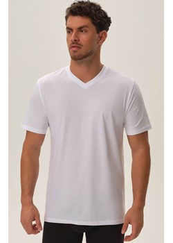 Henderson 2-pack biały t-shirt męski Aspire 41638-00X, Kolor biały, Rozmiar 2XL, Henderson ze sklepu Primodo w kategorii T-shirty męskie - zdjęcie 176583311