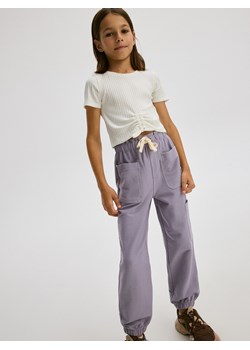 Reserved - Dzianinowe spodnie - fioletowy ze sklepu Reserved w kategorii Spodnie dziewczęce - zdjęcie 176599630