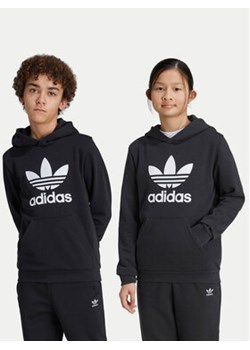 adidas Bluza Trefoil IY7446 Czarny Regular Fit ze sklepu MODIVO w kategorii Bluzy chłopięce - zdjęcie 176610161