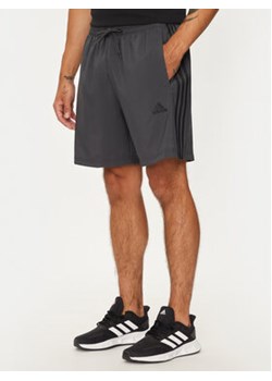 adidas Szorty sportowe AEROREADY Essentials Chelsea 3-Stripes JG8499 Szary Regular Fit ze sklepu MODIVO w kategorii Spodenki męskie - zdjęcie 176643772