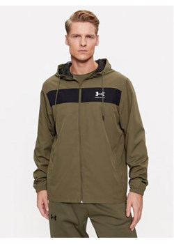 Under Armour Wiatrówka Ua Sportstyle Windbreaker 1361621 Khaki Loose Fit ze sklepu MODIVO w kategorii Kurtki męskie - zdjęcie 176696794