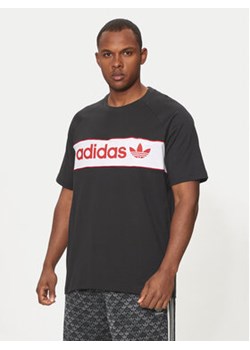 adidas T-Shirt Archive IS1404 Czarny Regular Fit ze sklepu MODIVO w kategorii T-shirty męskie - zdjęcie 176781513