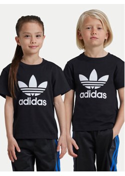 adidas T-Shirt adicolor Trefoil IY2385 Czarny Regular Fit ze sklepu MODIVO w kategorii Bluzki dziewczęce - zdjęcie 176844062