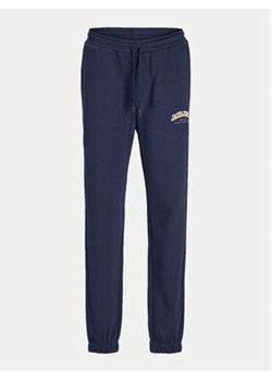 Jack&Jones Junior Spodnie dresowe Caleb 12258982 Granatowy Relaxed Fit - id: 0000304388705 - marki Jack & Jones Junior - 176850694 Jack&Jones Junior Spodnie dresowe Caleb 12258982 Granatowy Relaxed Fit ze sklepu MODIVO w kategorii Spodnie chłopięce - zdjęcie 176850694