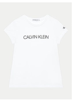 Calvin Klein Jeans T-Shirt IG0IG00380 Biały Regular Fit ze sklepu MODIVO w kategorii T-shirty chłopięce - zdjęcie 176948281