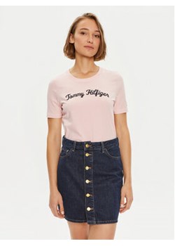 Tommy Hilfiger T-Shirt Script WW0WW42589 Różowy Regular Fit ze sklepu MODIVO w kategorii Bluzki damskie - zdjęcie 176974872