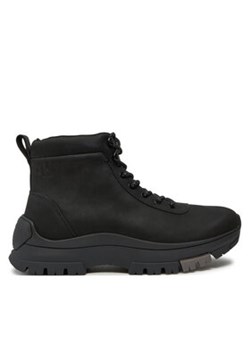 Calvin Klein Jeans Trapery Hybrid Wp Boot Laceup Rebellious YM0YM01077 Czarny ze sklepu MODIVO w kategorii Buty zimowe męskie - zdjęcie 177002864