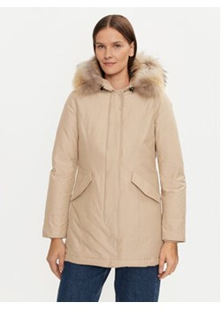 Woolrich Kurtka zimowa Arctic Raccoon CFWWOU0538FRUT0001 Beżowy Regular Fit ze sklepu MODIVO w kategorii Kurtki damskie - zdjęcie 177003764