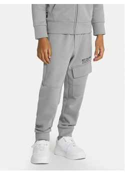 Original Marines Spodnie dresowe DEA2540B Szary Regular Fit ze sklepu MODIVO w kategorii Spodnie chłopięce - zdjęcie 177095701