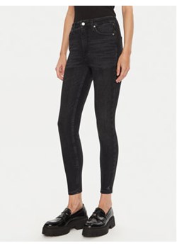 Calvin Klein Jeans Jeansy J20J224038 Czarny Skinny Fit ze sklepu MODIVO w kategorii Jeansy damskie - zdjęcie 177133090