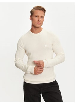 Calvin Klein Jeans Sweter J30J324598 Écru Regular Fit ze sklepu MODIVO w kategorii Swetry męskie - zdjęcie 177169071