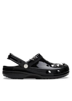 Crocs Klapki Classic Studded Clog 210390 Czarny ze sklepu MODIVO w kategorii Klapki damskie - zdjęcie 177228990