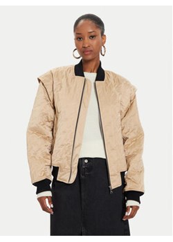 KARL LAGERFELD Kurtka bomber 245W1506 Beżowy Regular Fit ze sklepu MODIVO w kategorii Kurtki damskie - zdjęcie 177254692