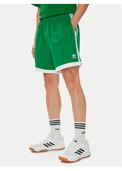 adidas Szorty sportowe Mock Eyelet IZ2448 Zielony Regular Fit ze sklepu MODIVO w kategorii Spodenki męskie - zdjęcie 177371392