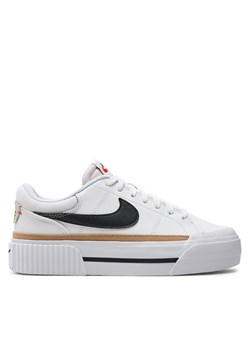 Sneakersy Nike Court Legacy Lift DM7590 100 Biały ze sklepu eobuwie.pl w kategorii Buty sportowe damskie - zdjęcie 177416122