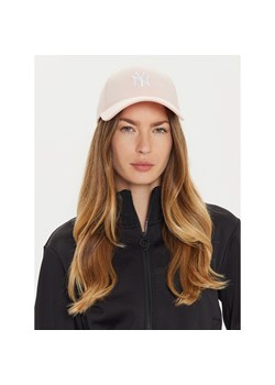 Czapka z daszkiem New Era Cosy New York Yankees 60565257 Różowy ze sklepu eobuwie.pl w kategorii Czapki z daszkiem damskie - zdjęcie 177417081