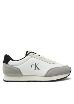 Sneakersy Calvin Klein Jeans Retro Runner Iconic Snk YM0YM01119 Biały ze sklepu eobuwie.pl w kategorii Buty sportowe męskie - zdjęcie 177420360