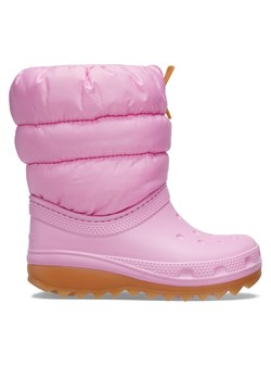 Śniegowce Crocs Classic Neo Puff Boot K 207684 Różowy ze sklepu eobuwie.pl w kategorii Buty zimowe dziecięce - zdjęcie 177445623