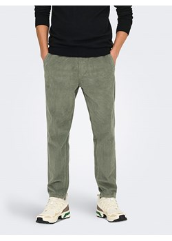 ONLY &amp; SONS Spodnie w kolorze zielonym ze sklepu Limango Polska w kategorii Spodnie męskie - zdjęcie 177461032