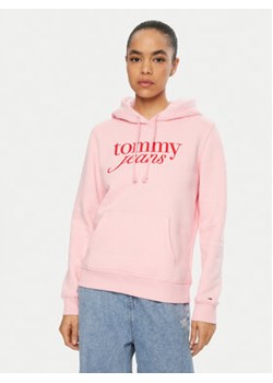 Tommy Jeans Bluza DW0DW20170 Różowy Regular Fit ze sklepu MODIVO w kategorii Bluzy damskie - zdjęcie 177496401