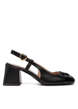 Sandały LOVE MOSCHINO JA10117G1MIE300A Czarny ze sklepu eobuwie.pl w kategorii Sandały damskie - zdjęcie 177506550