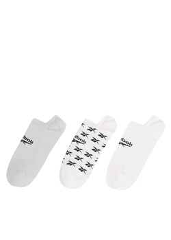 Zestaw 3 par niskich skarpet unisex Reebok CL FO Invisible Sock GG6678 Biały ze sklepu eobuwie.pl w kategorii Skarpetki damskie - zdjęcie 177559731